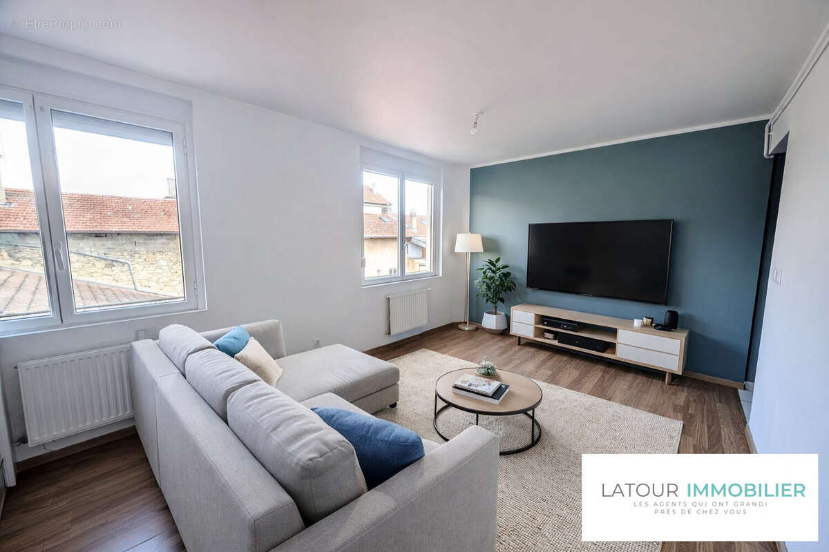 Appartement à BOURGOIN-JALLIEU