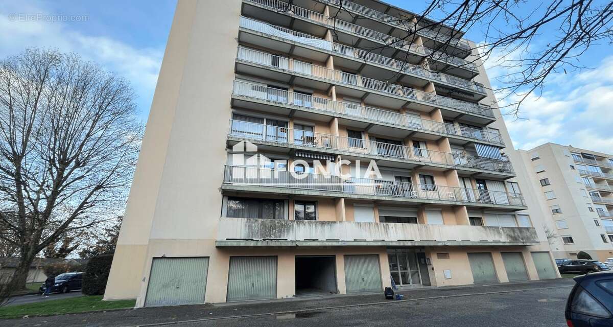 Appartement à BOURGOIN-JALLIEU