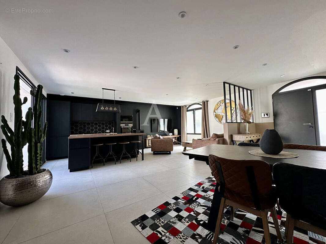 Maison à SAINT-GILLES-CROIX-DE-VIE