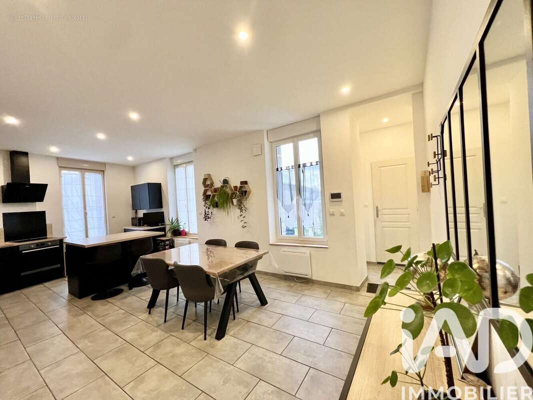 Photo 2 - Maison à SOISSONS