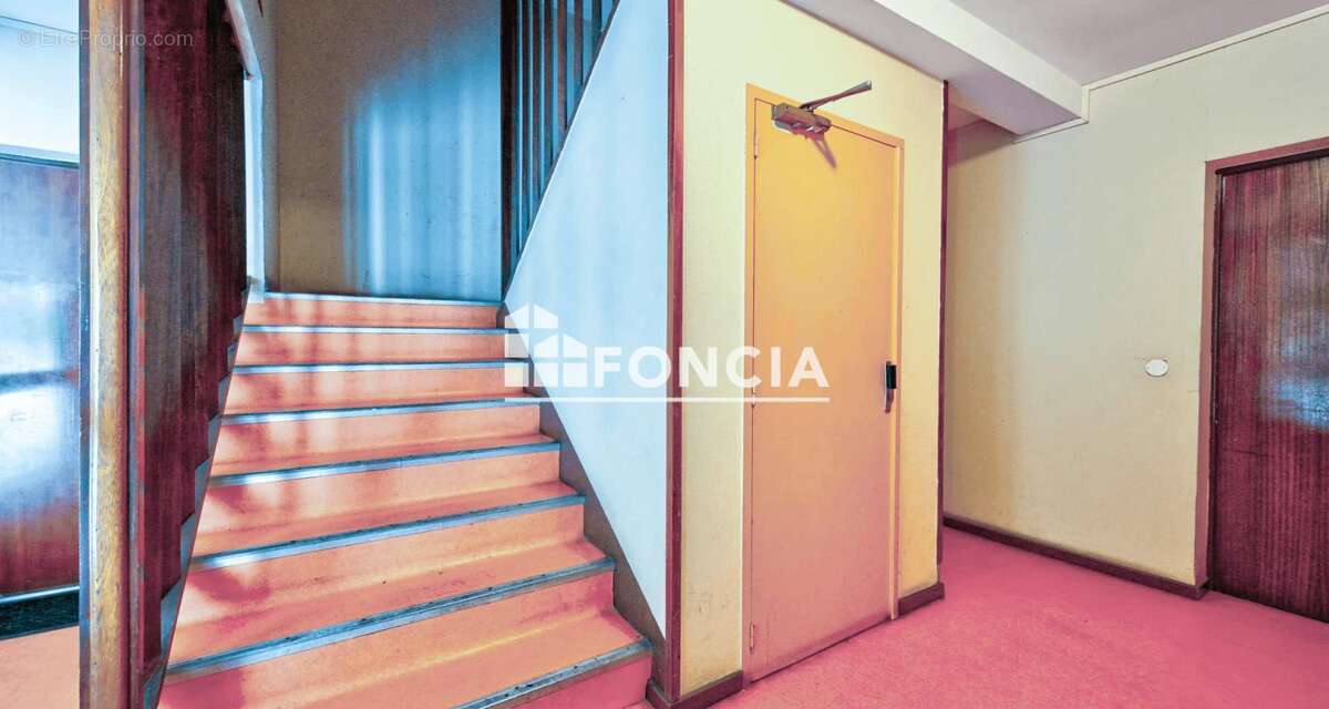 Appartement à LES MUREAUX