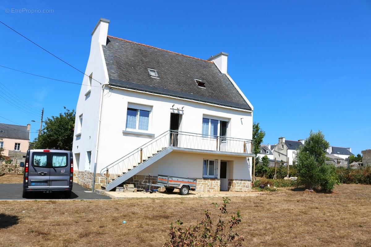 Maison à PLOUHINEC