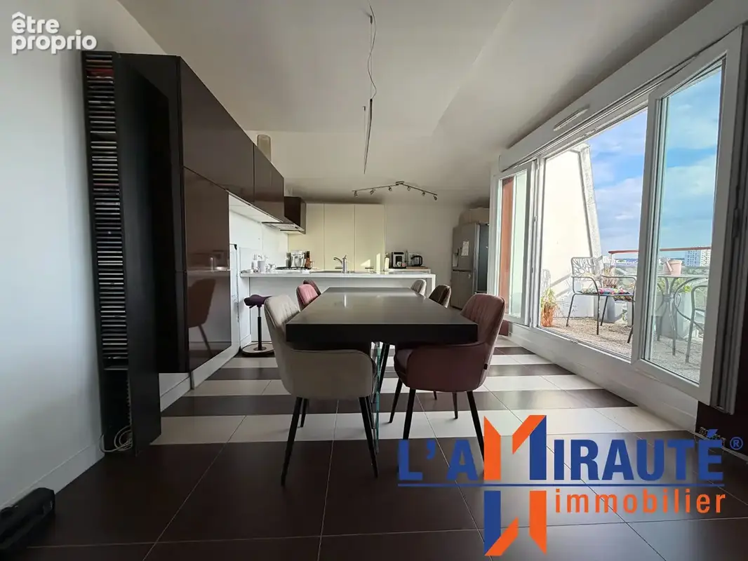 Appartement avec terrasse Rooftop  vue à 360° 5 pièce(s) 93 m2 - photo 5