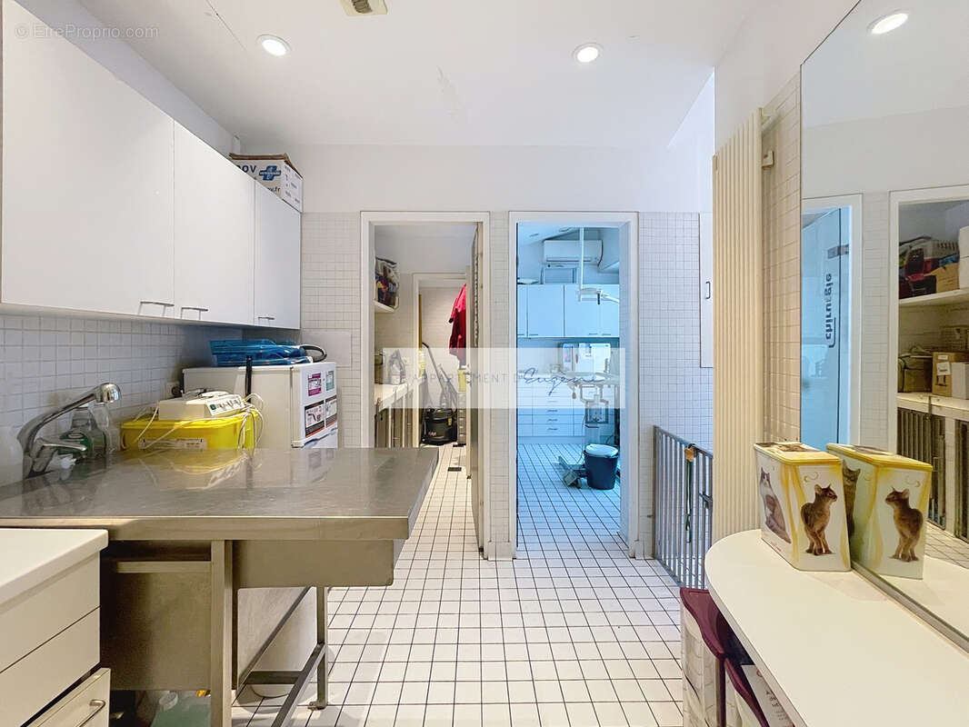 Commerce à PARIS-10E