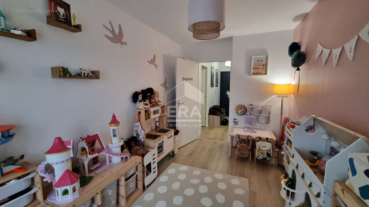 Appartement à NEUILLY-SUR-MARNE