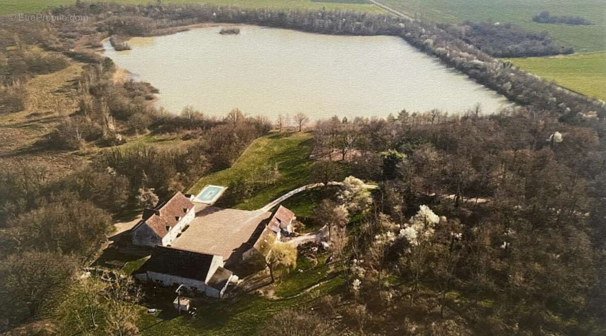 Maison à LE PETIT-PRESSIGNY