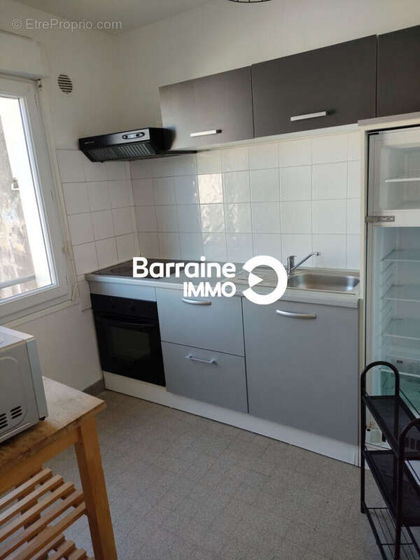 Lorient - immeuble de rapport compose de 6 appartement avec garage et box - photo 5