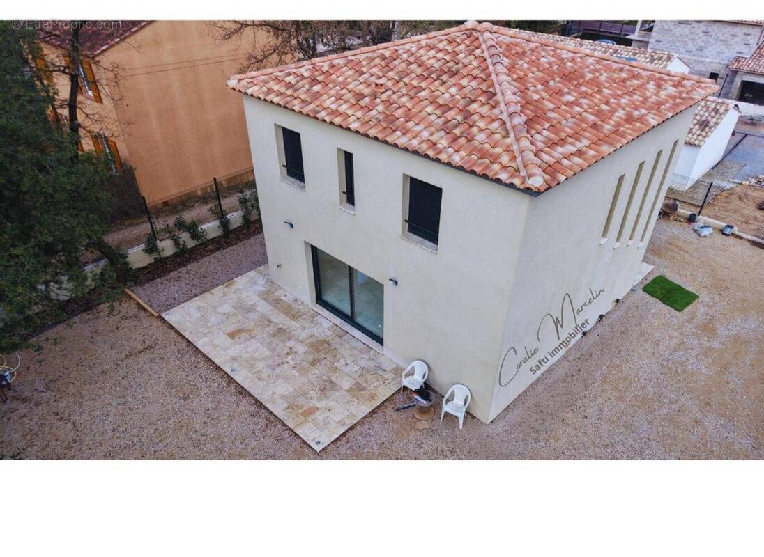 Photo 1 - Maison à BRIGNOLES
