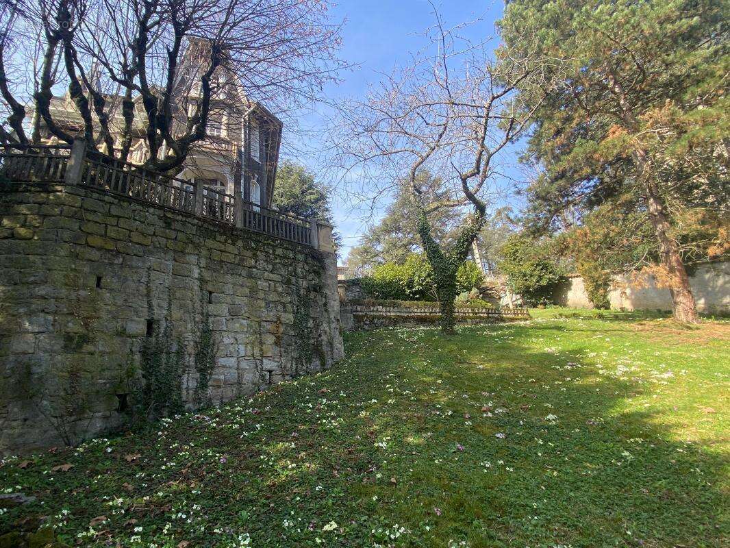 Maison à SAINT-ETIENNE