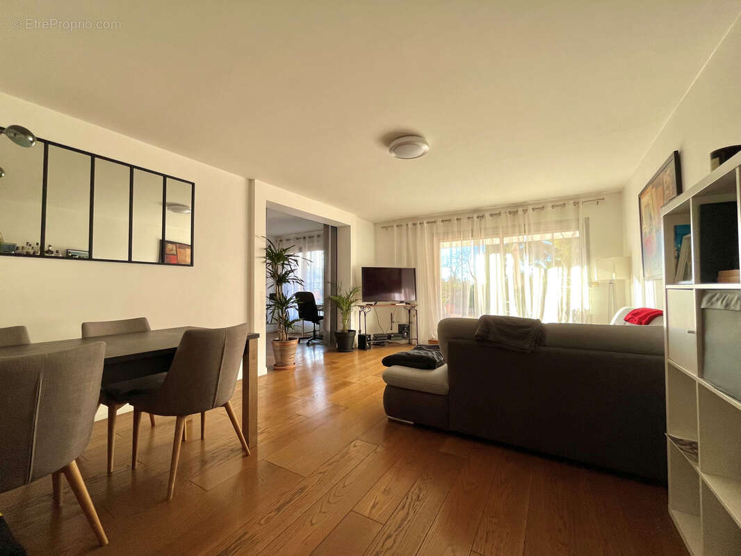 Appartement à MARSEILLE-9E