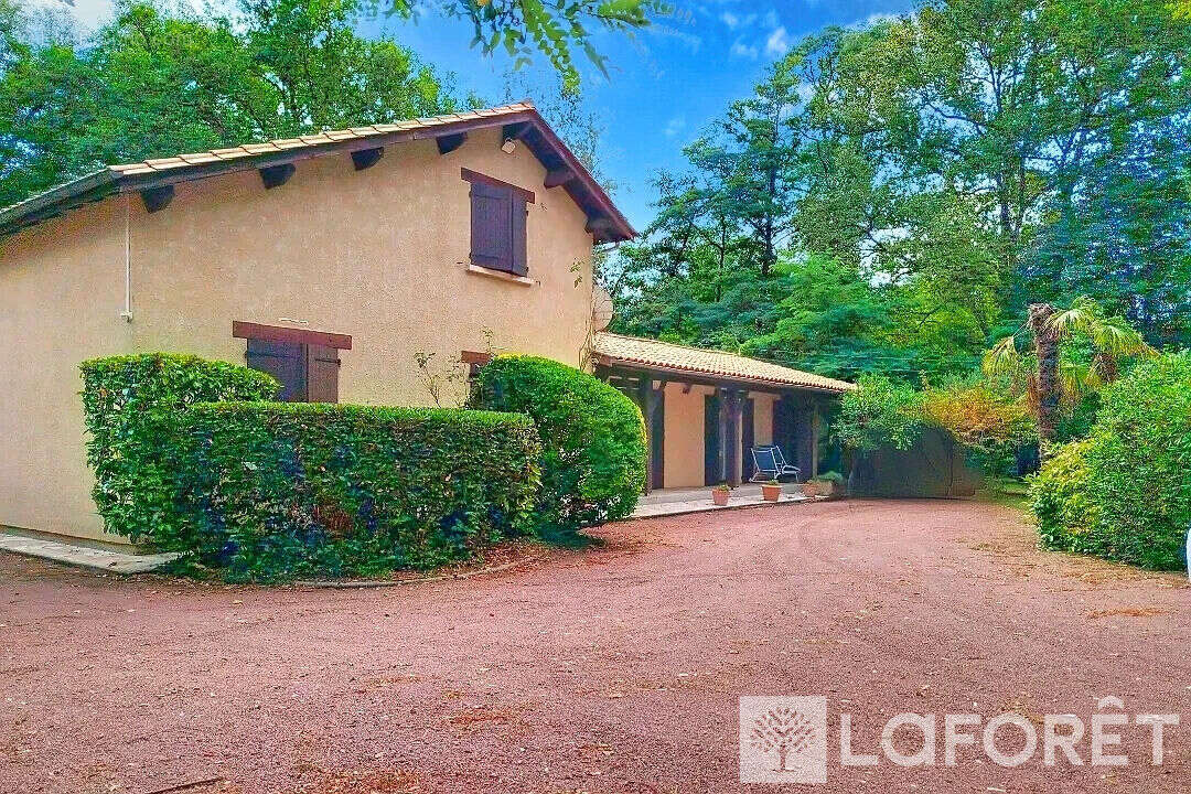 Maison à AUBIE-ET-ESPESSAS