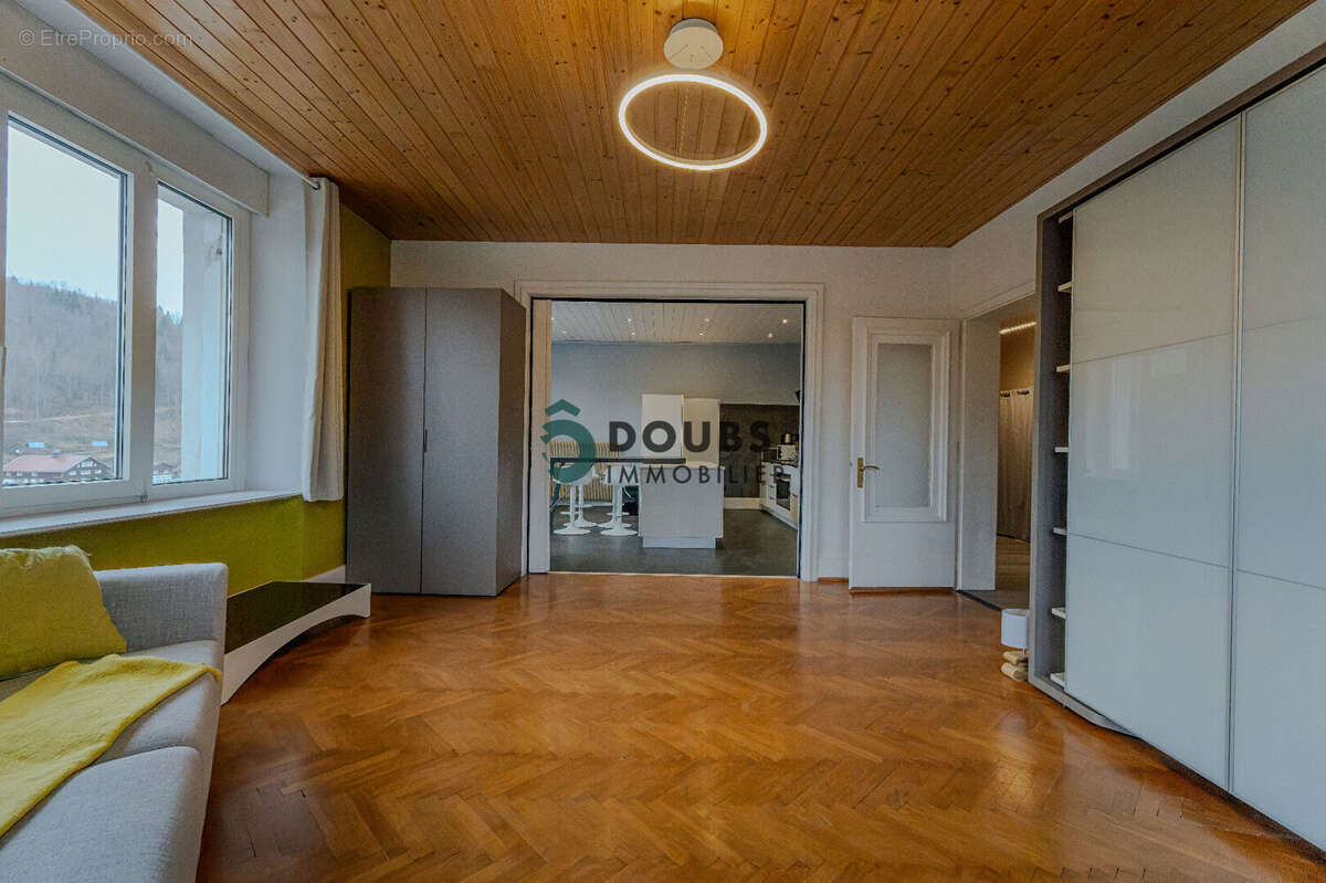 Appartement à VILLERS-LE-LAC