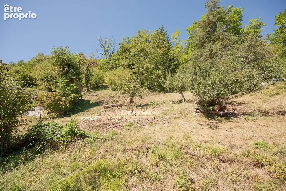 Hautecour terrain constructible avec vue sur les montagnes - photo 2