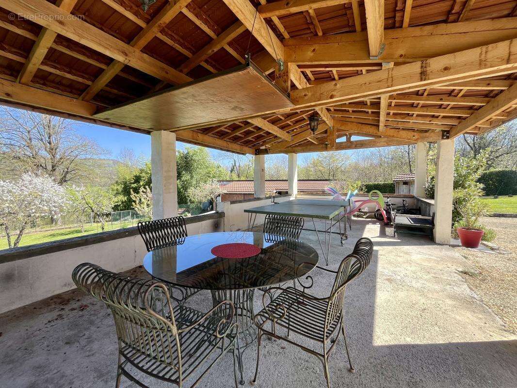 Maison à NOTRE-DAME-DE-L'OSIER