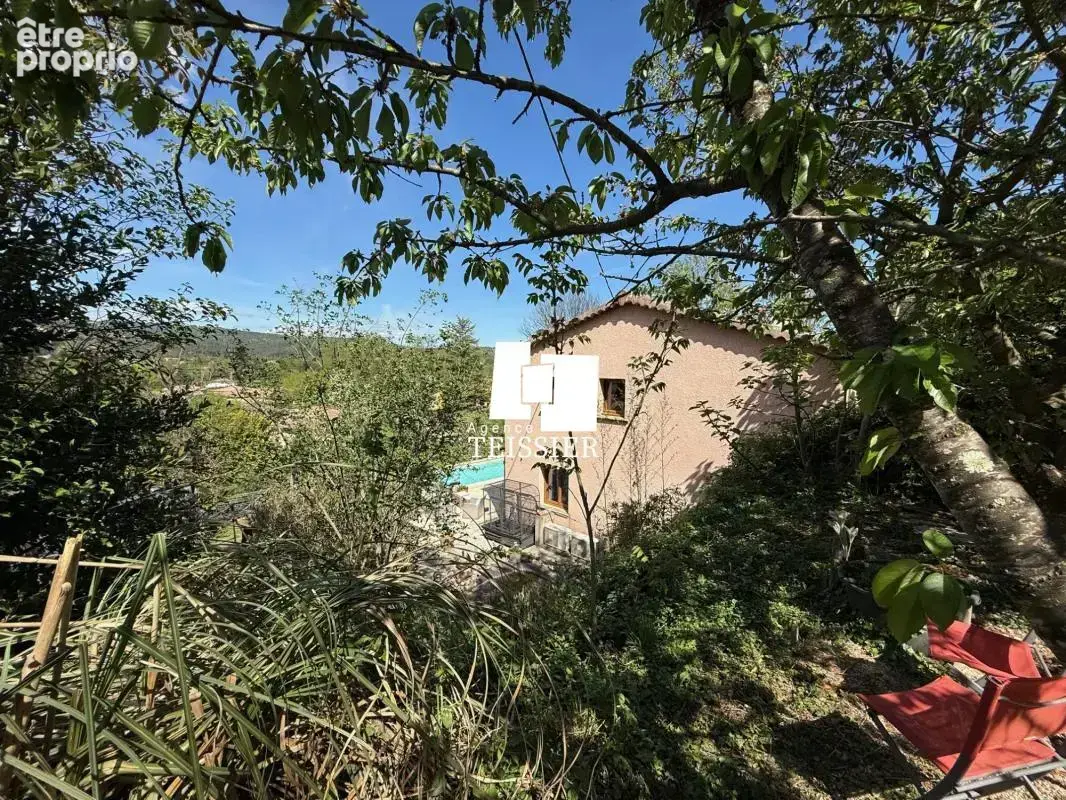 Maison familiale avec piscine à Chambonas - 182 m² - photo 3