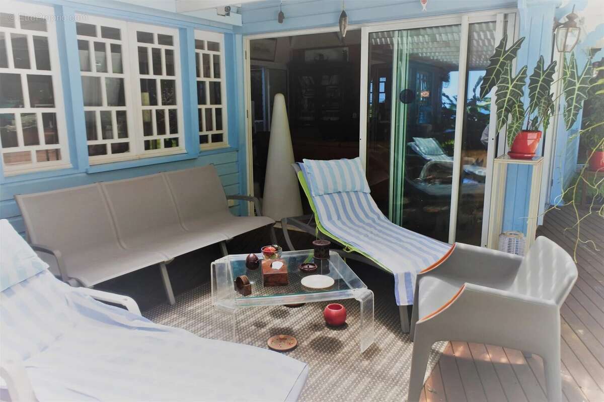 Maison à SAINT-DENIS