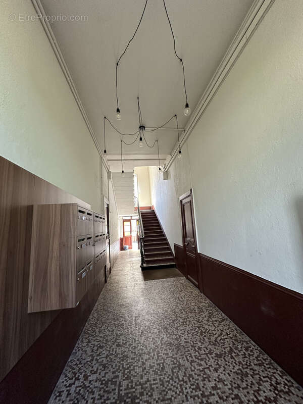 Appartement à SAINT-ETIENNE