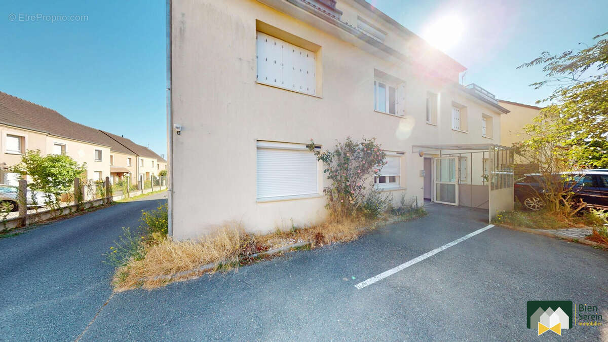 Appartement 40 m² à Leves  - photo 7