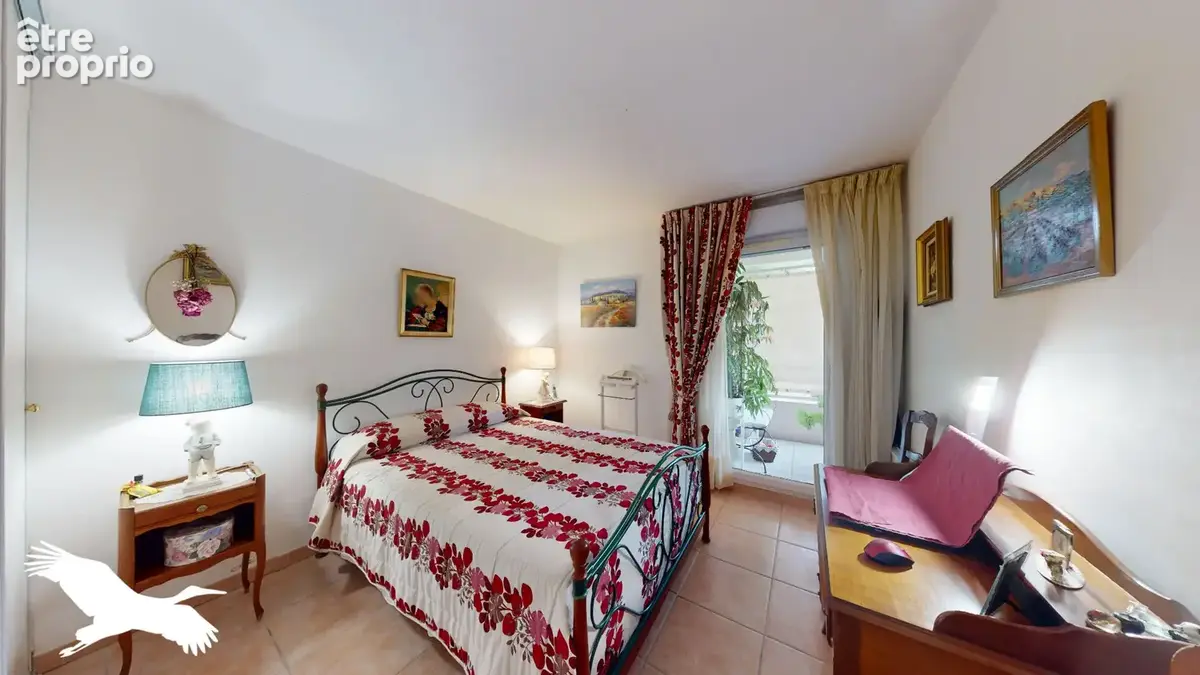 A VENDRE - Marseille 13009 - Secteur Mazargues, Appartement 3 pièces 75m² avec terrasse de 21m² et box et sous-sol - photo 9