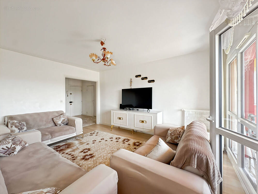 Appartement à MANTES-LA-JOLIE