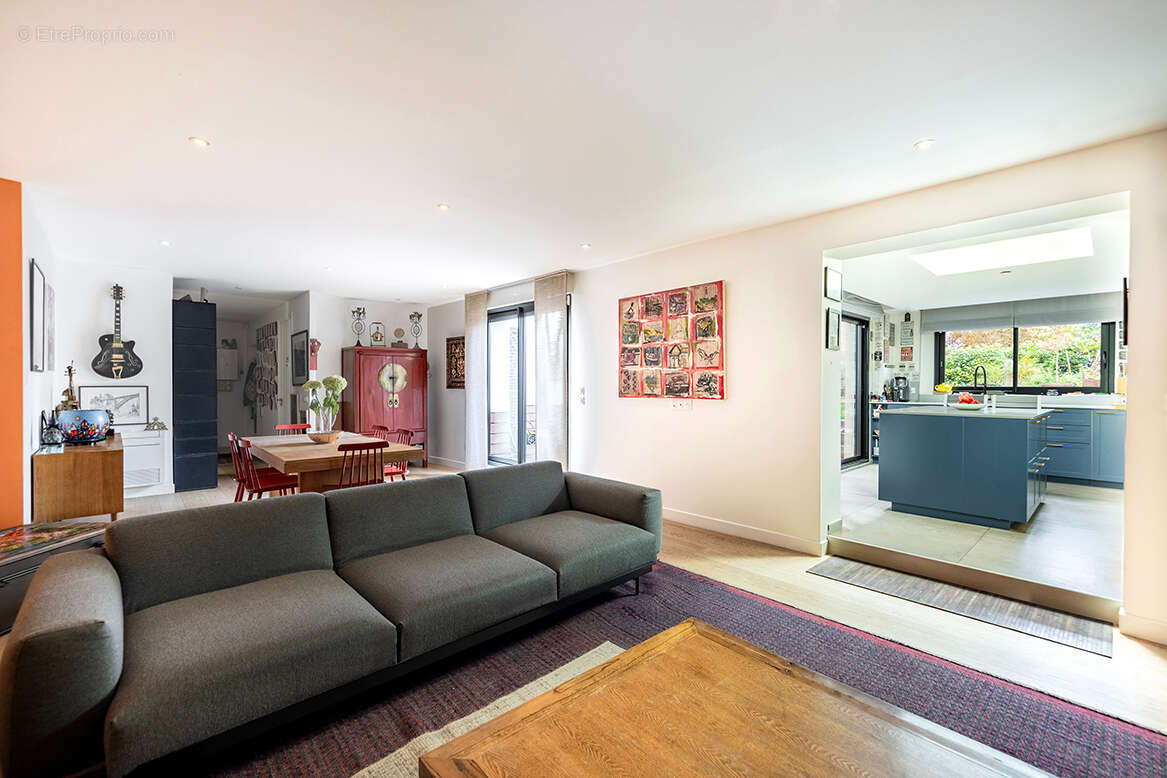 Appartement à ASNIERES-SUR-SEINE