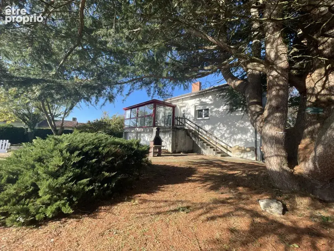 Maison à JAUNAY-CLAN