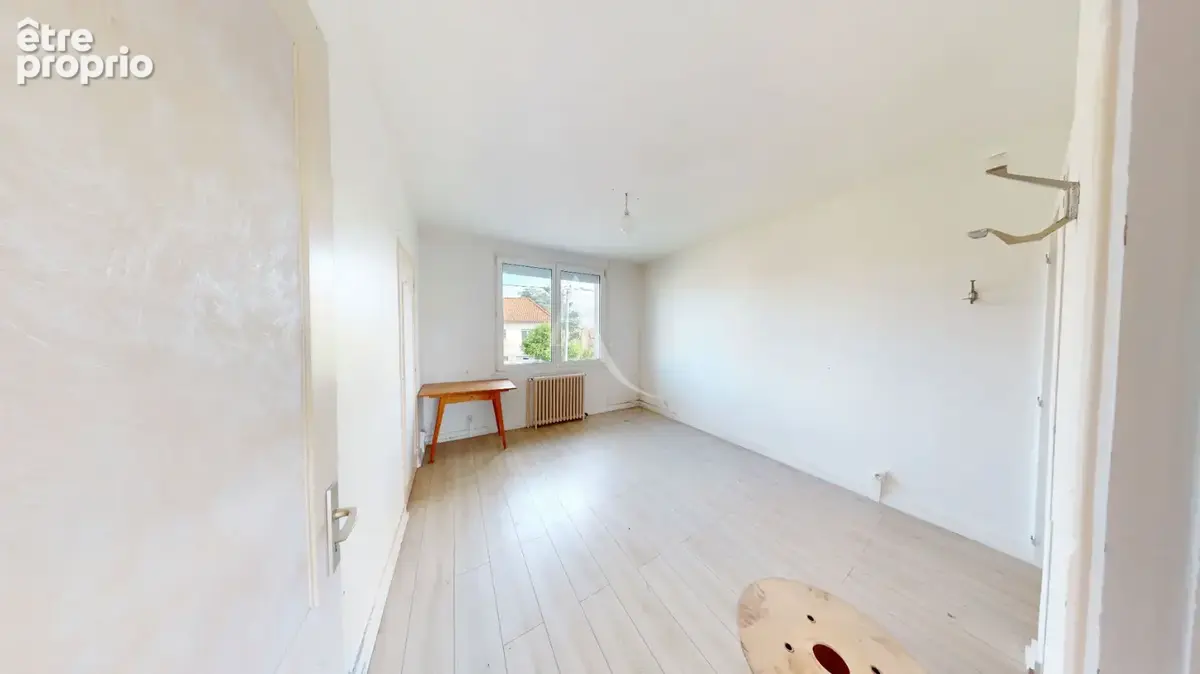 Saint-benoît , maison en pierre de chauvigny, 4 chambres, dpe c - photo 5