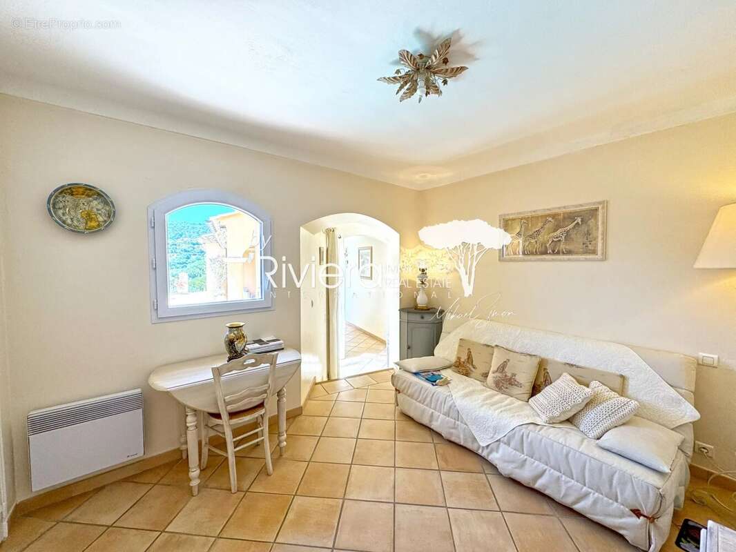 Maison à LA CROIX-VALMER