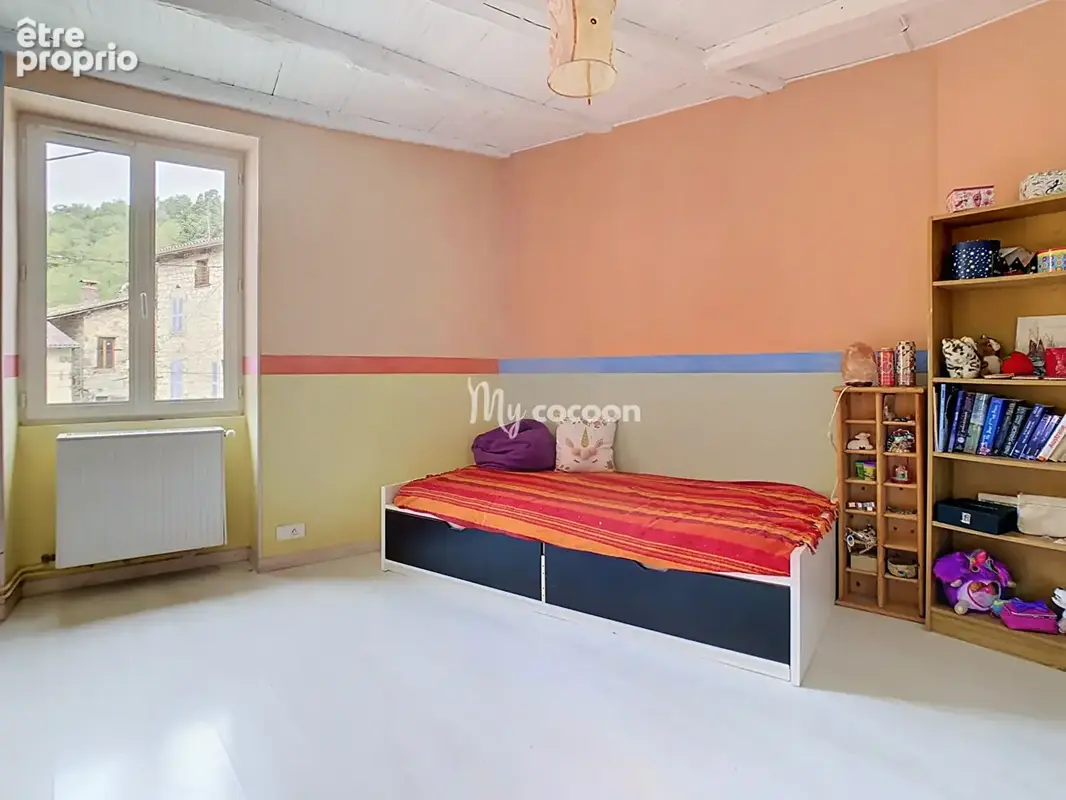 Maison - T5 - 141 m² - photo 8