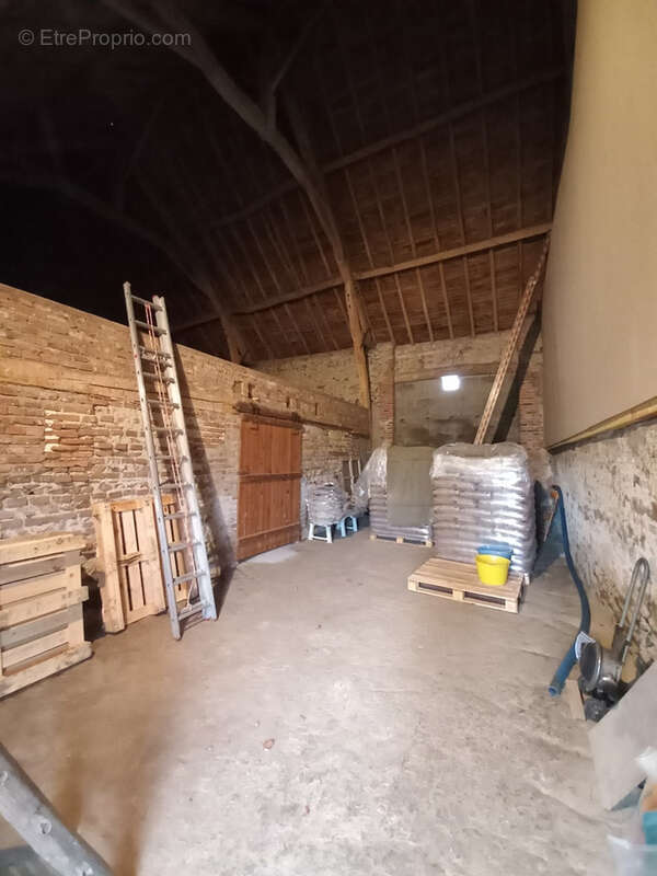 Maison avec dependances - photo 8