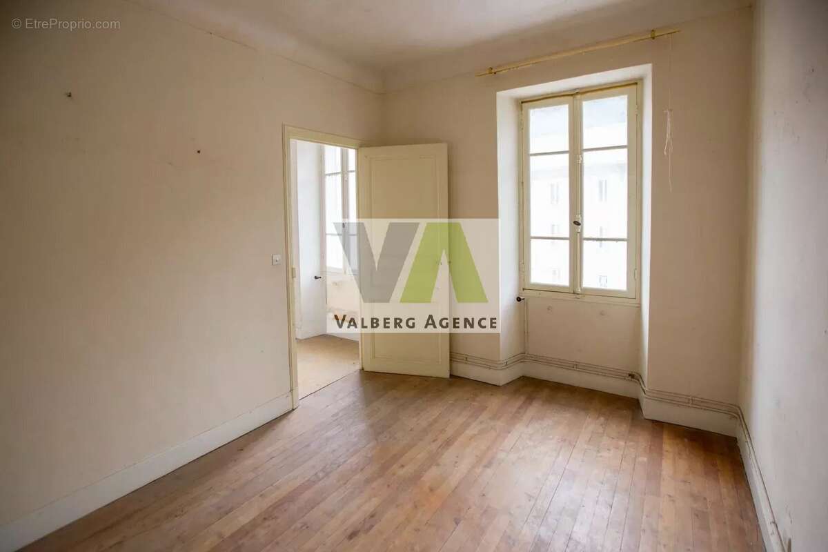 Maison à Villeneuve d' Entraunes - photo 3