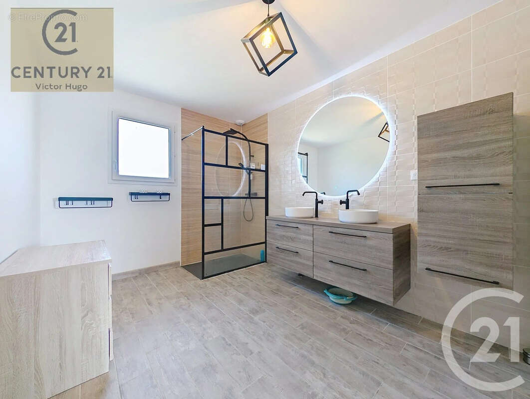Maison 243 m² à Limoges  - photo 6