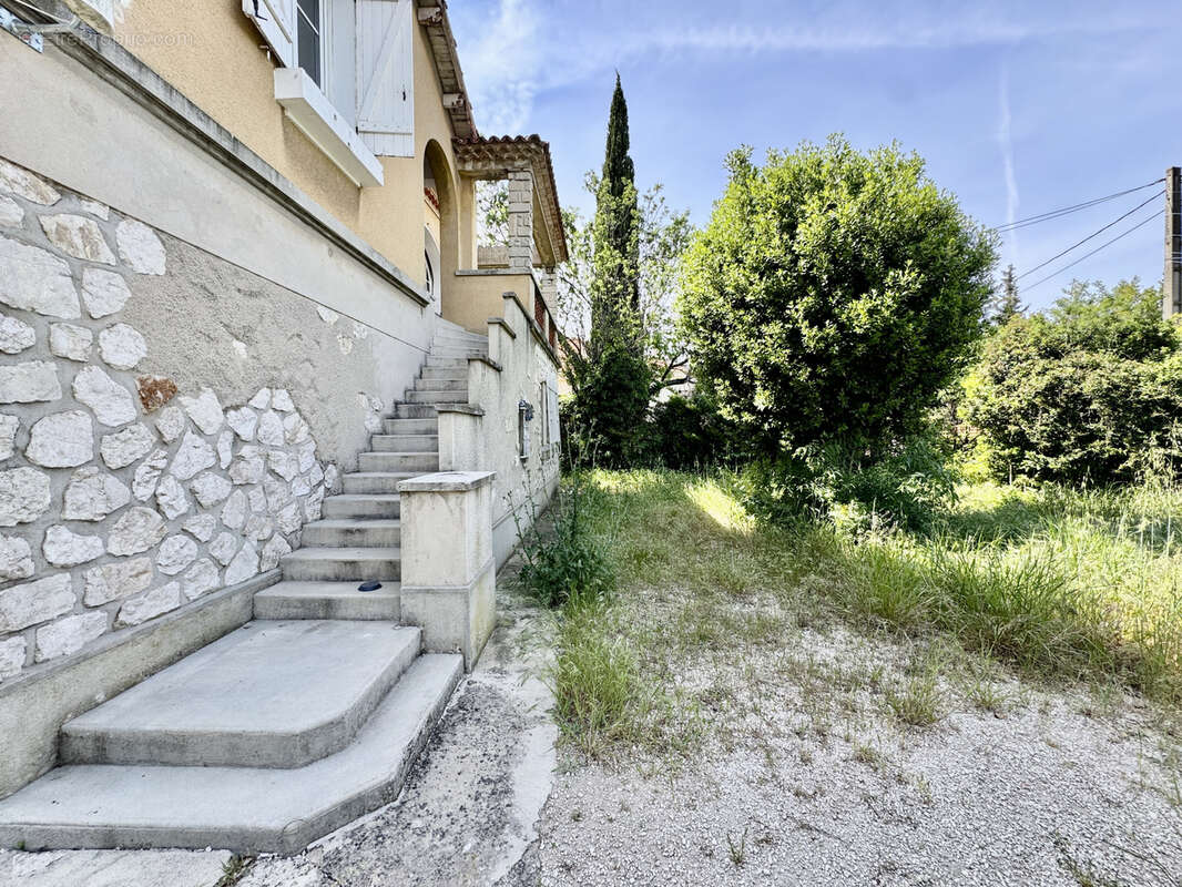 Appartement à MARSEILLE-13E