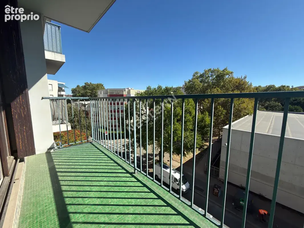 Appartement T3 Villeurbanne 69100 Traversant, Lumineux, balcon, cave, garage - photo 7