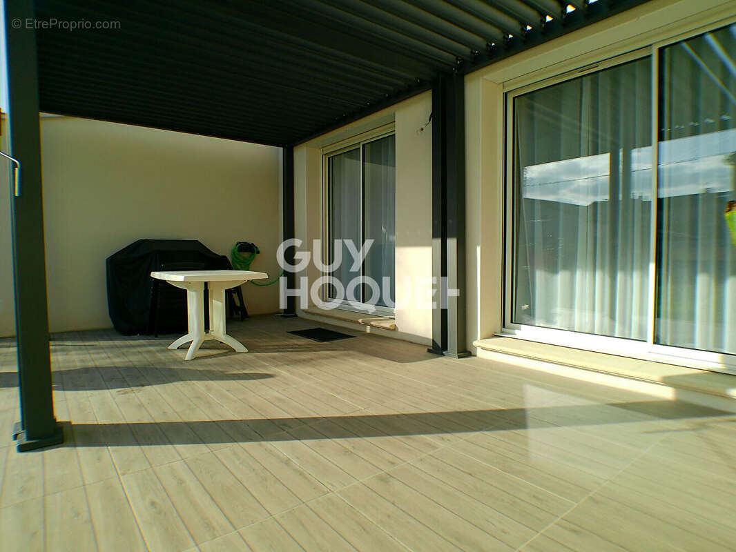 Maison à MORIERES-LES-AVIGNON