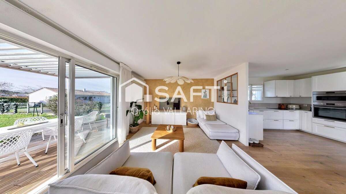 Photo 2 - Maison à SAINTE-EULALIE