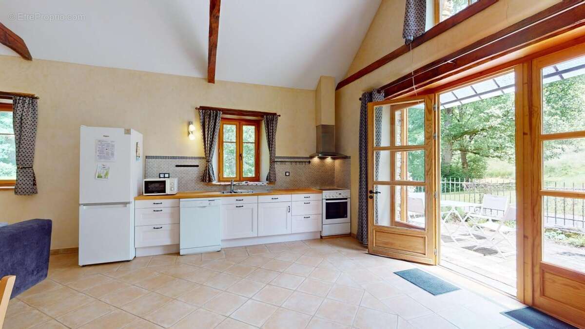 Maison à SALMIECH