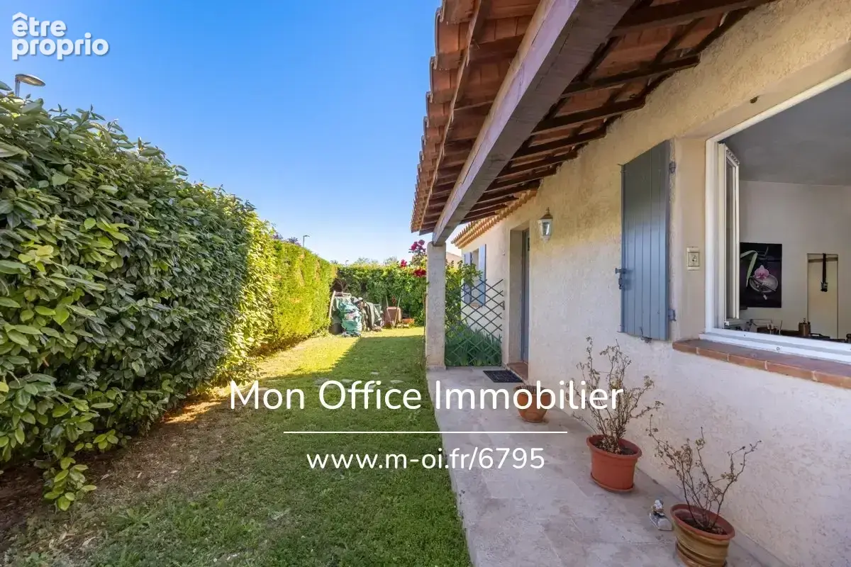 Référence : 6795-PAN. - Maison 5 pièces de 115 m² avec piscine et garage - photo 6