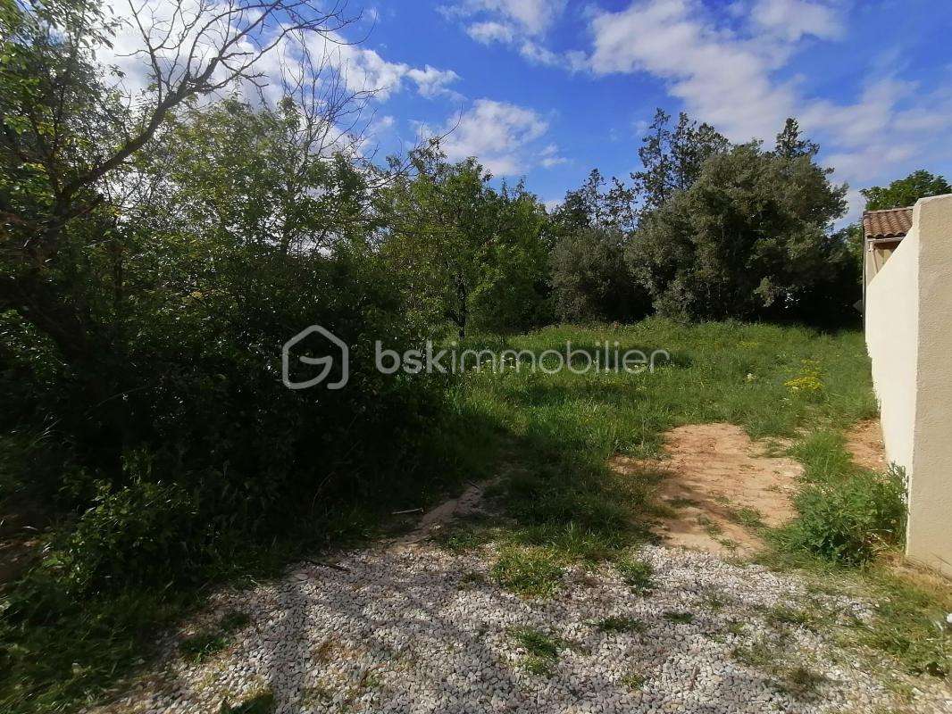 Terrain à VILLENEUVE-LES-AVIGNON
