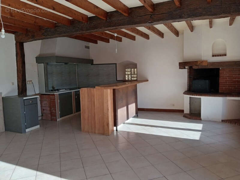 Maison à PRAT-BONREPAUX