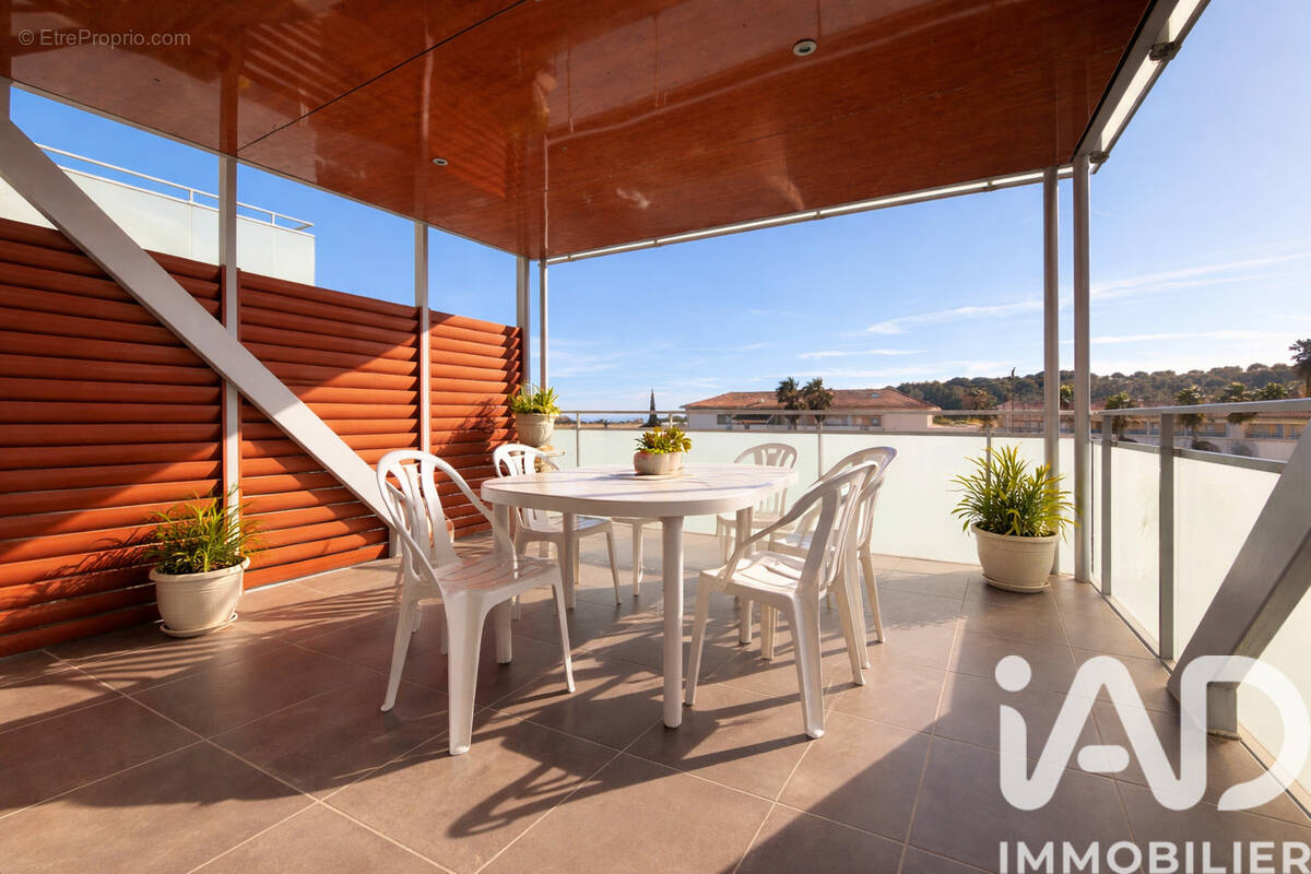 Photo 1 - Appartement à LE LAVANDOU