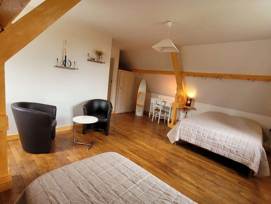 Maison à LISSAC-ET-MOURET