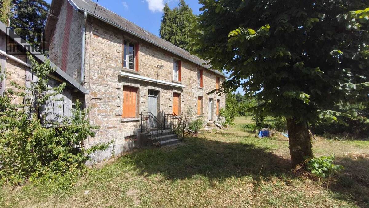n°2 - Maison à SAINT-PRIEST-LIGOURE