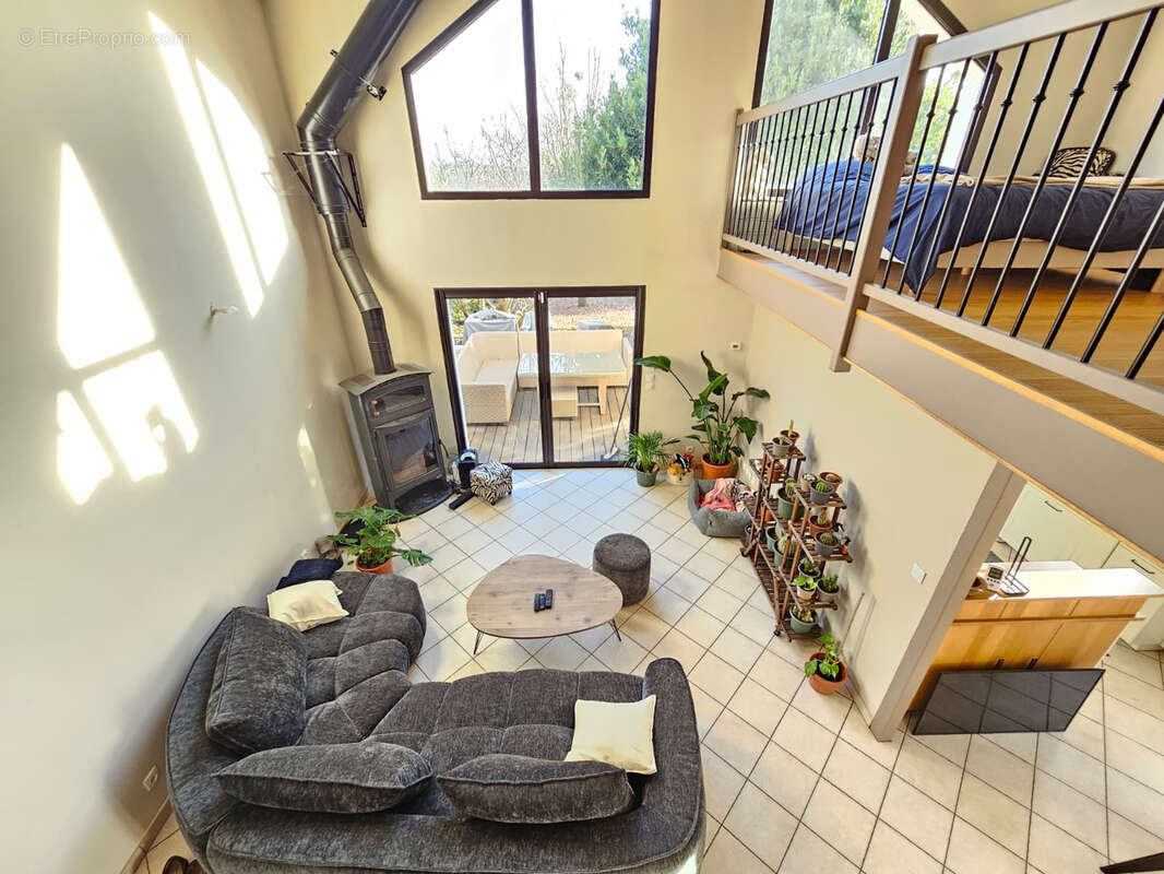 Maison à SAINT-GERMAIN-LES-ARPAJON