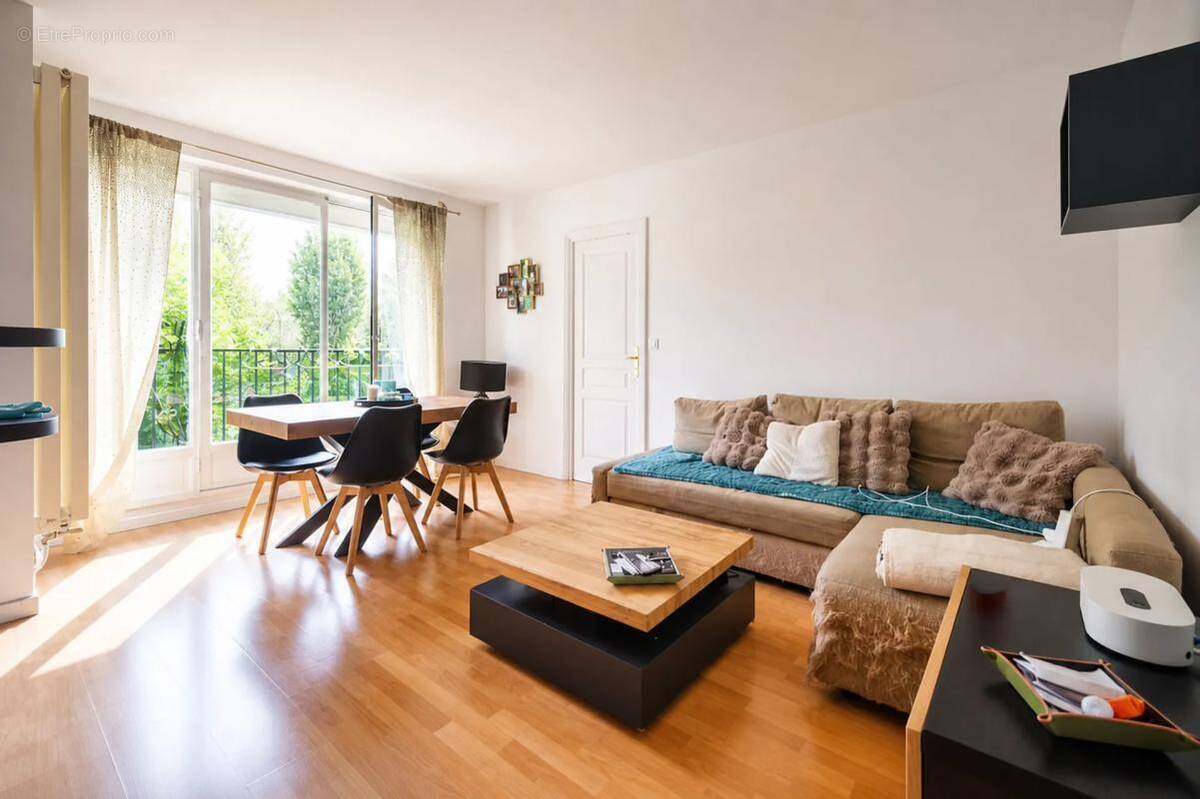 Appartement à VAUCRESSON