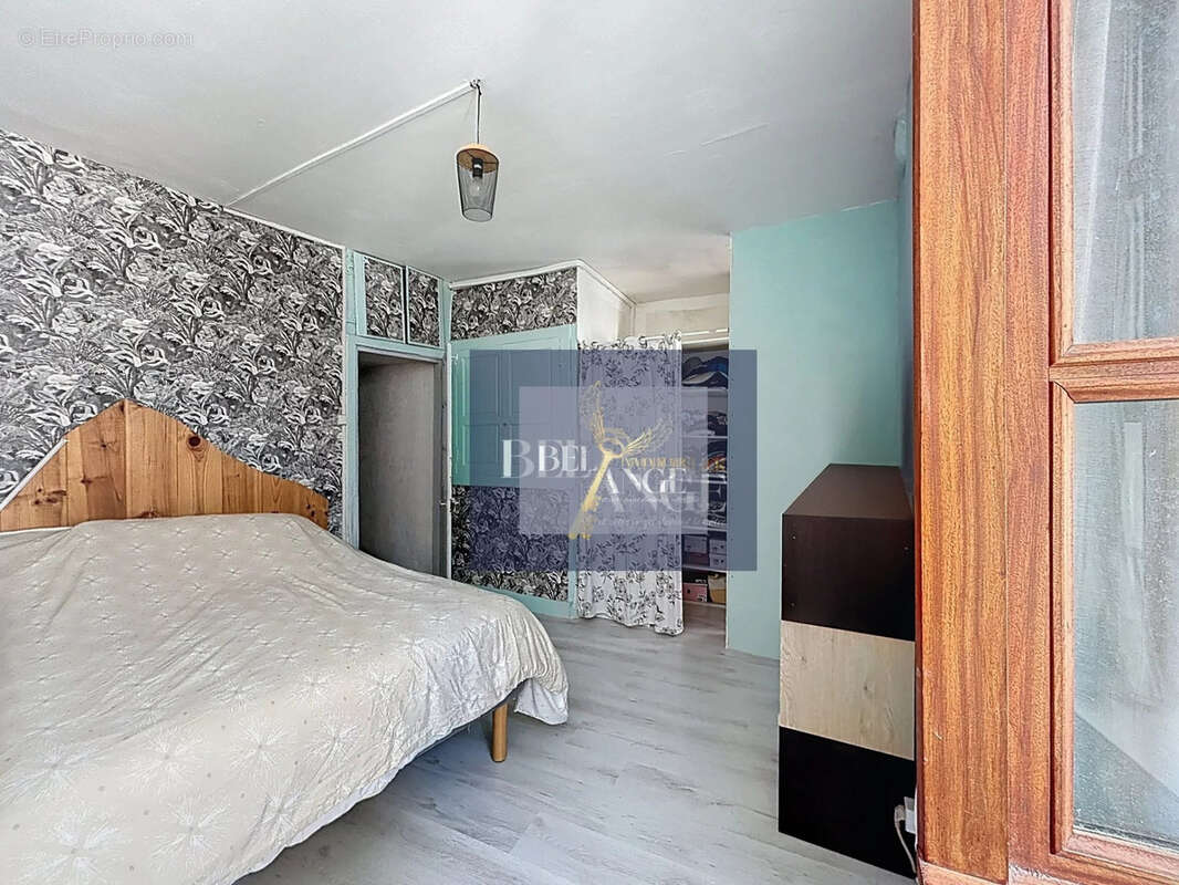 Maison à LARGENTIERE