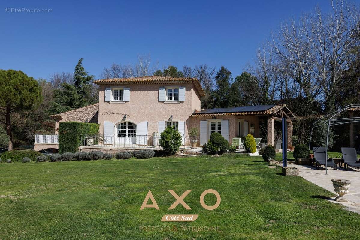 Maison à MEYRARGUES