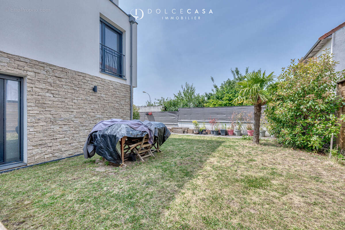 Maison à BRY-SUR-MARNE