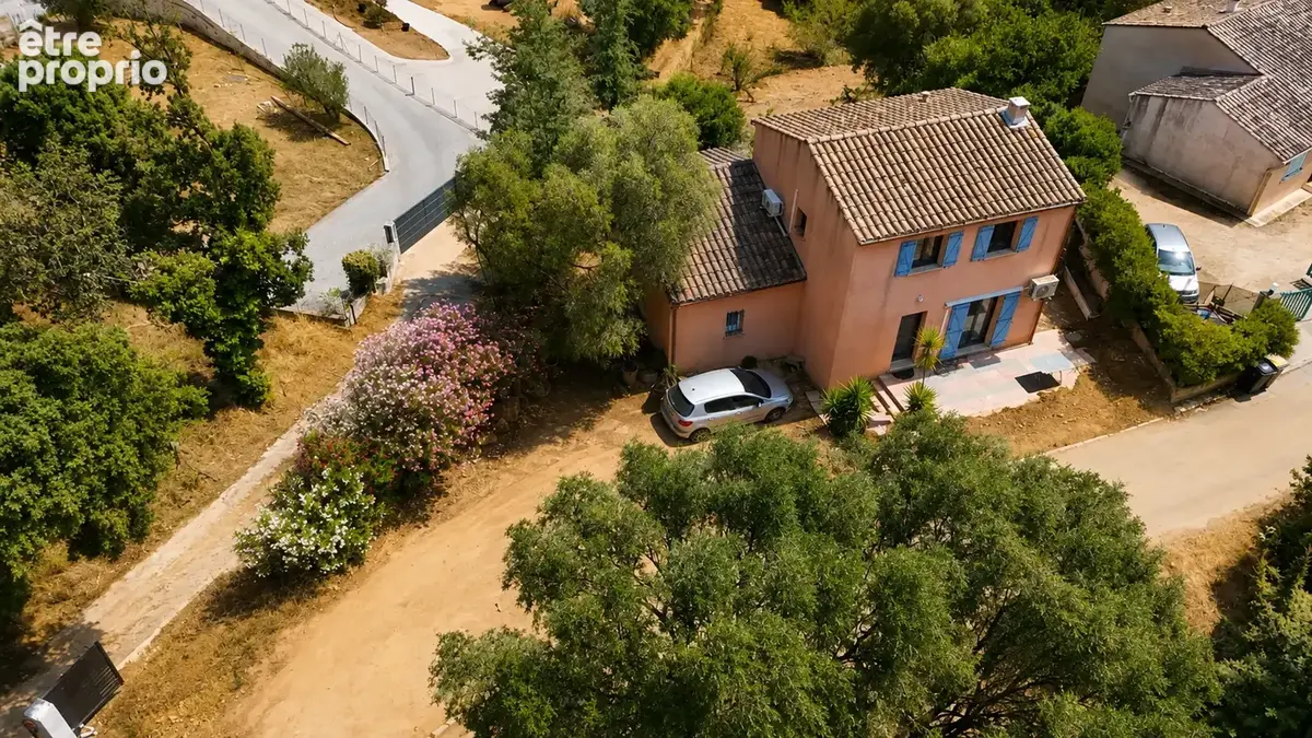 Villa de 120 m2 avec appartement indépendant — Terrain de 965 m2 — Piscine - photo 19