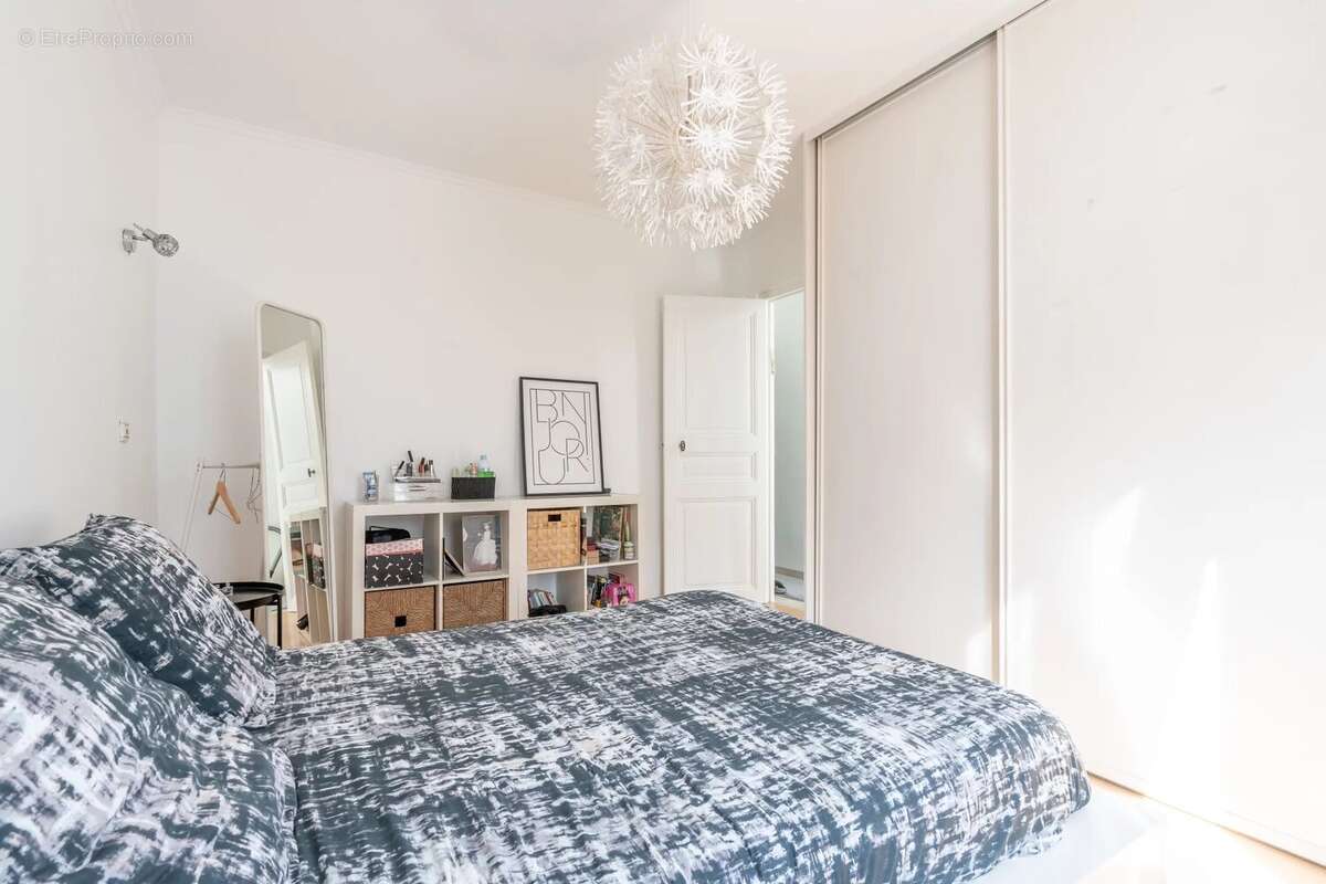 Maison à LE PERREUX-SUR-MARNE